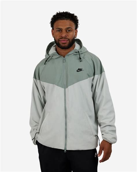 snipes nike windrunner